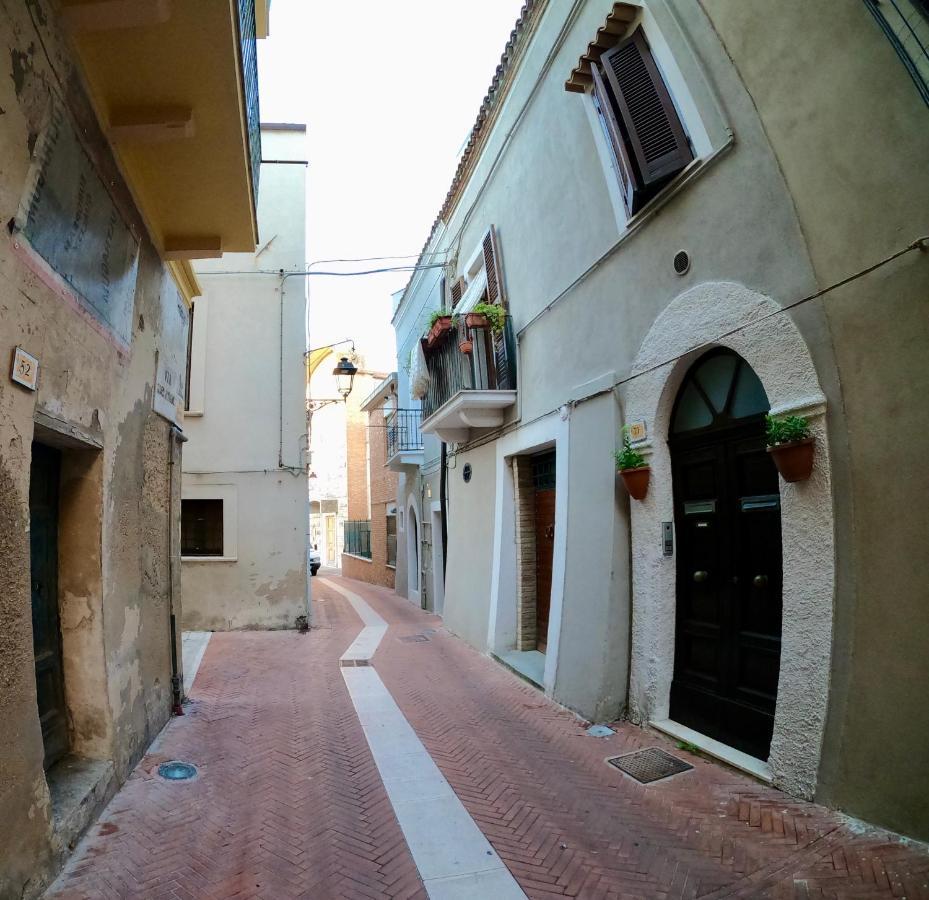 Angolo 54 Ortona Bagian luar foto